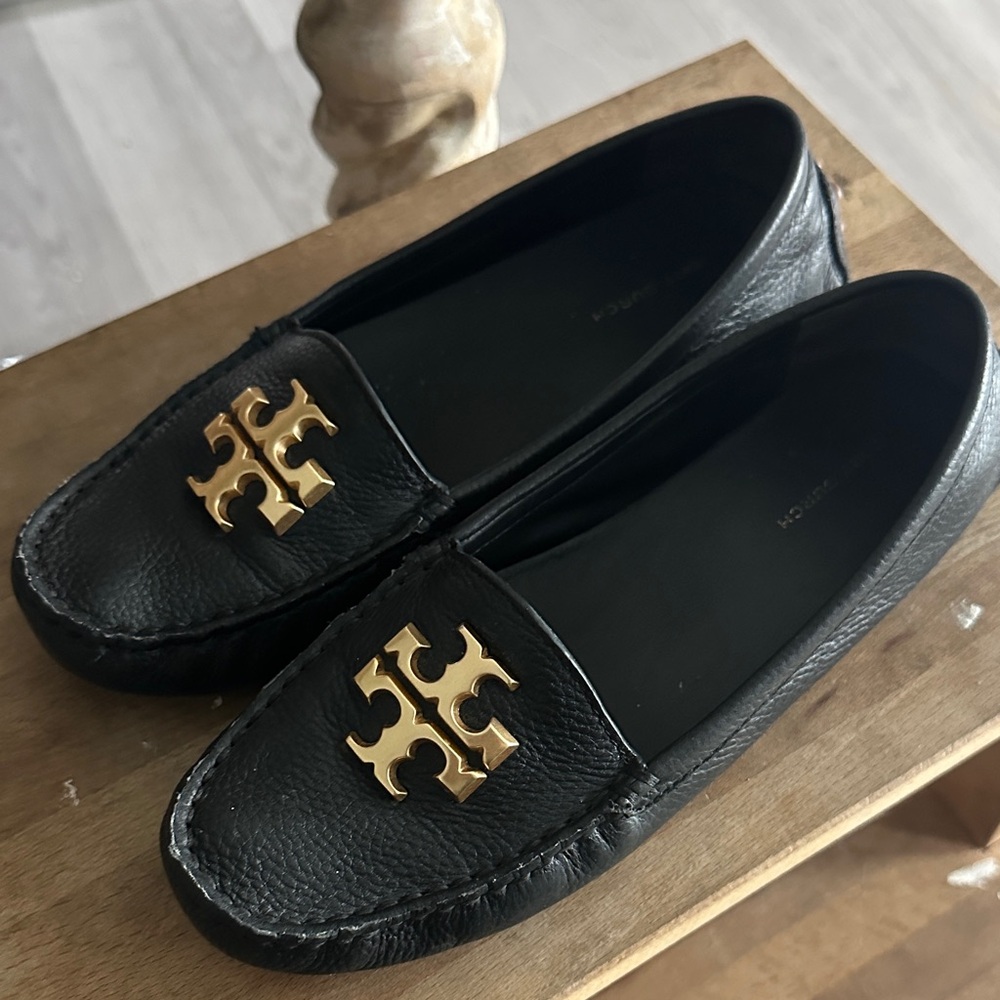 Tory Burch Black Leather Loafers with Gold Emblem